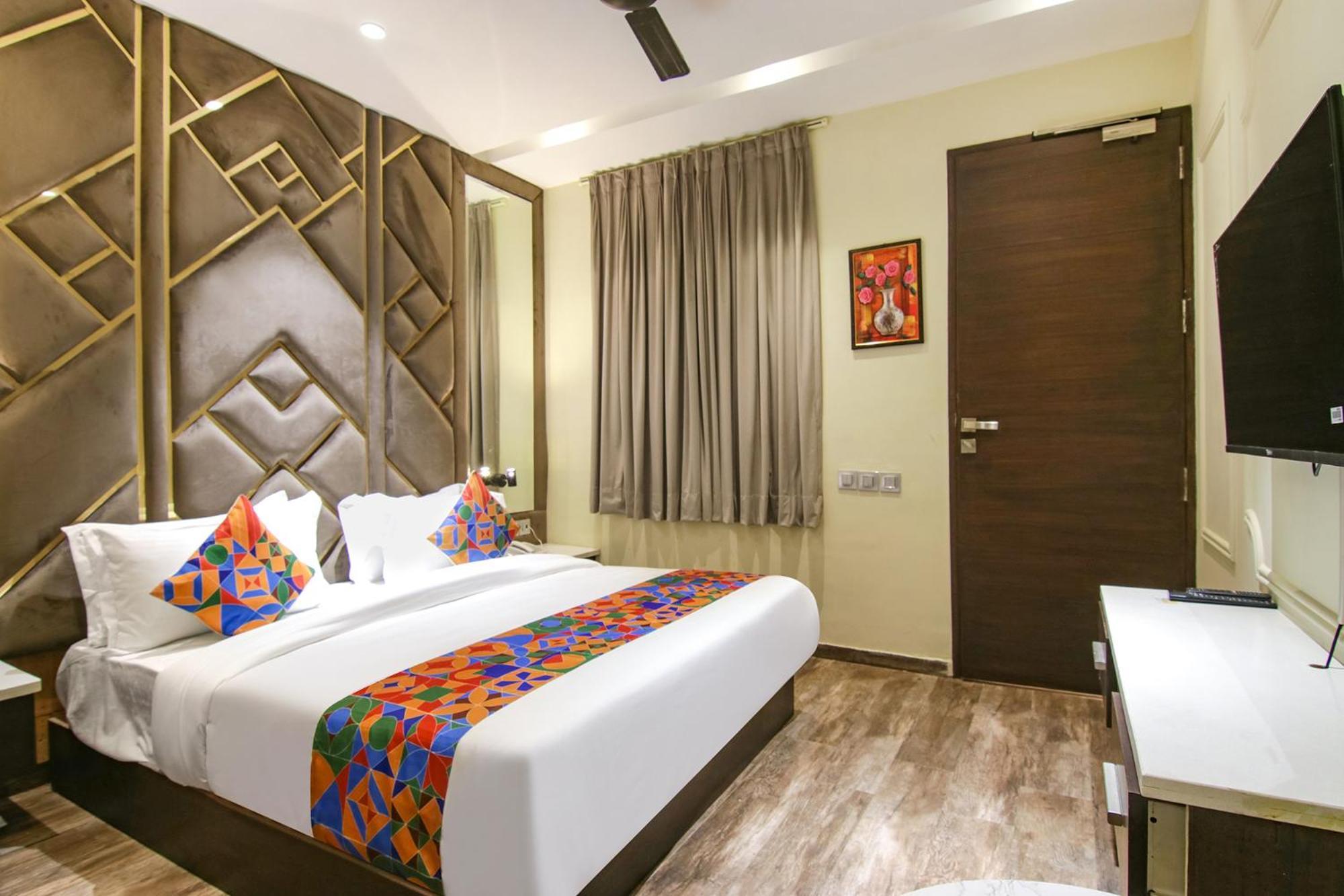 Fabhotel Prime K9 Crown Ludhiana Esterno foto