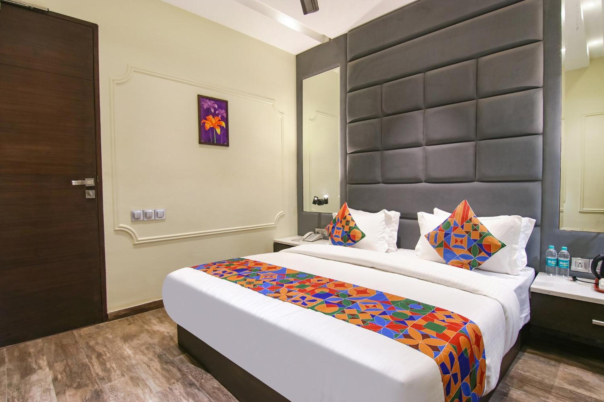 Fabhotel Prime K9 Crown Ludhiana Esterno foto